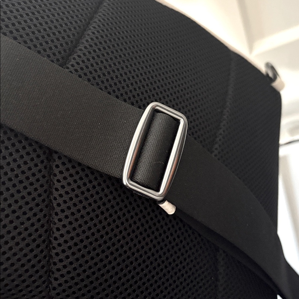 NWT [Coach] Zip-Close West Pack Medium Pebbeled Leather Designer Unisex Backpack - Picture 14 of 14